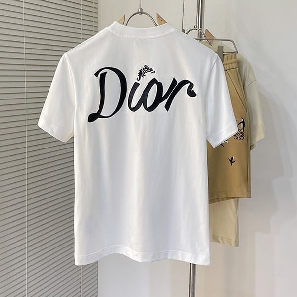 セレブ多数愛用ディオール n級品 リラックスフィット コットンTシャツ 2色 deo10620